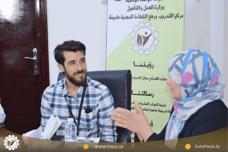 عُقِد اجتماعاً مُوسّعاً لإدارة المركز لِمناقشة الخطة الاستراتيجية